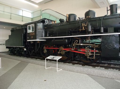 ファイル名: DSCF5944.jpg
ファイルサイズ: 36.7KB 蒸気機関車