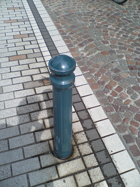 ファイル名: D1000027.jpg
ファイルサイズ: 142.7KB 凶悪なポール