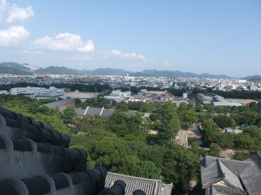 ファイル名: DSCF7913.jpg
ファイルサイズ: 43.1KB 天守閣からの眺め3