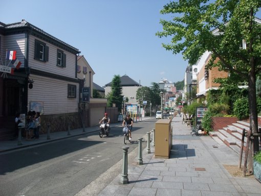 ファイル名: DSCF8043.jpg
ファイルサイズ: 50.1KB 山本通りと仏蘭西館